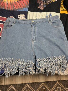 ✨ Fringe Hem Denim Shorts